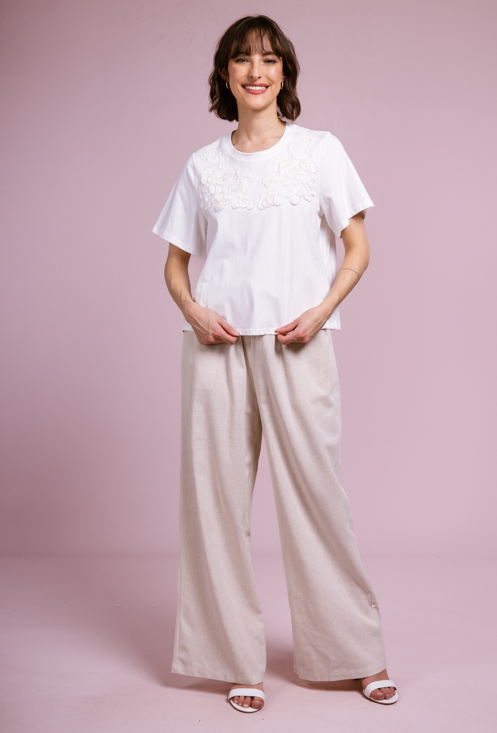 Wholesaler Cherry Paris - Cotton blouse short sleeves with Belinda flower collar