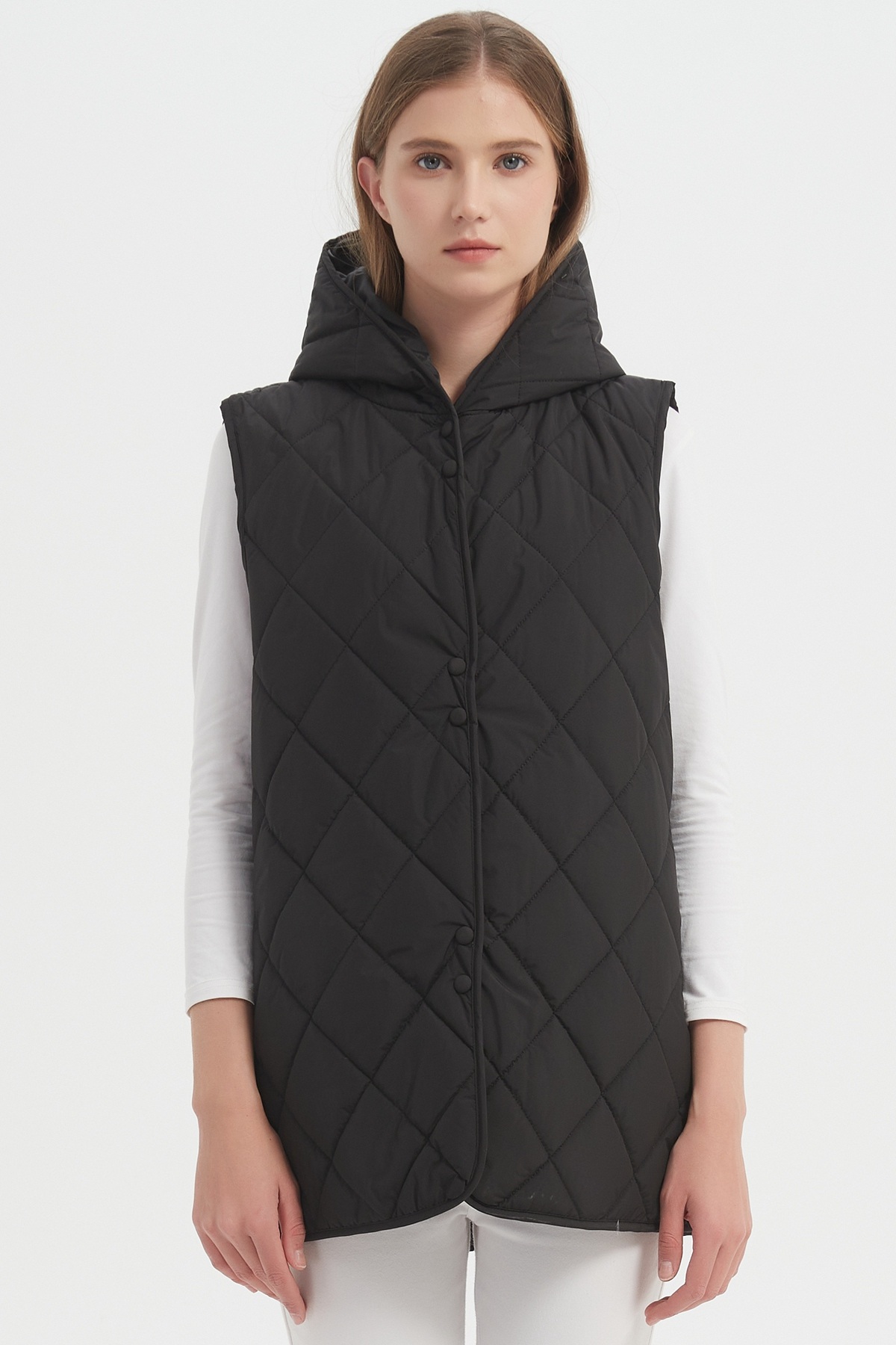 Wholesaler CHEVERY - Long sleeveless hooded puffer vest