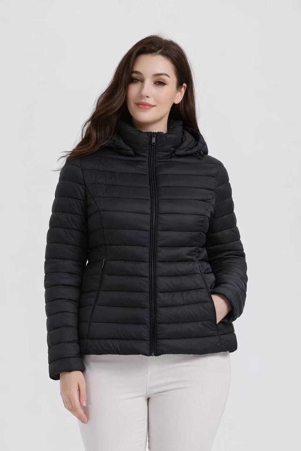 Mayorista CHEVERY - Chaqueta de plumas ligera con capucha desmontable para mujer