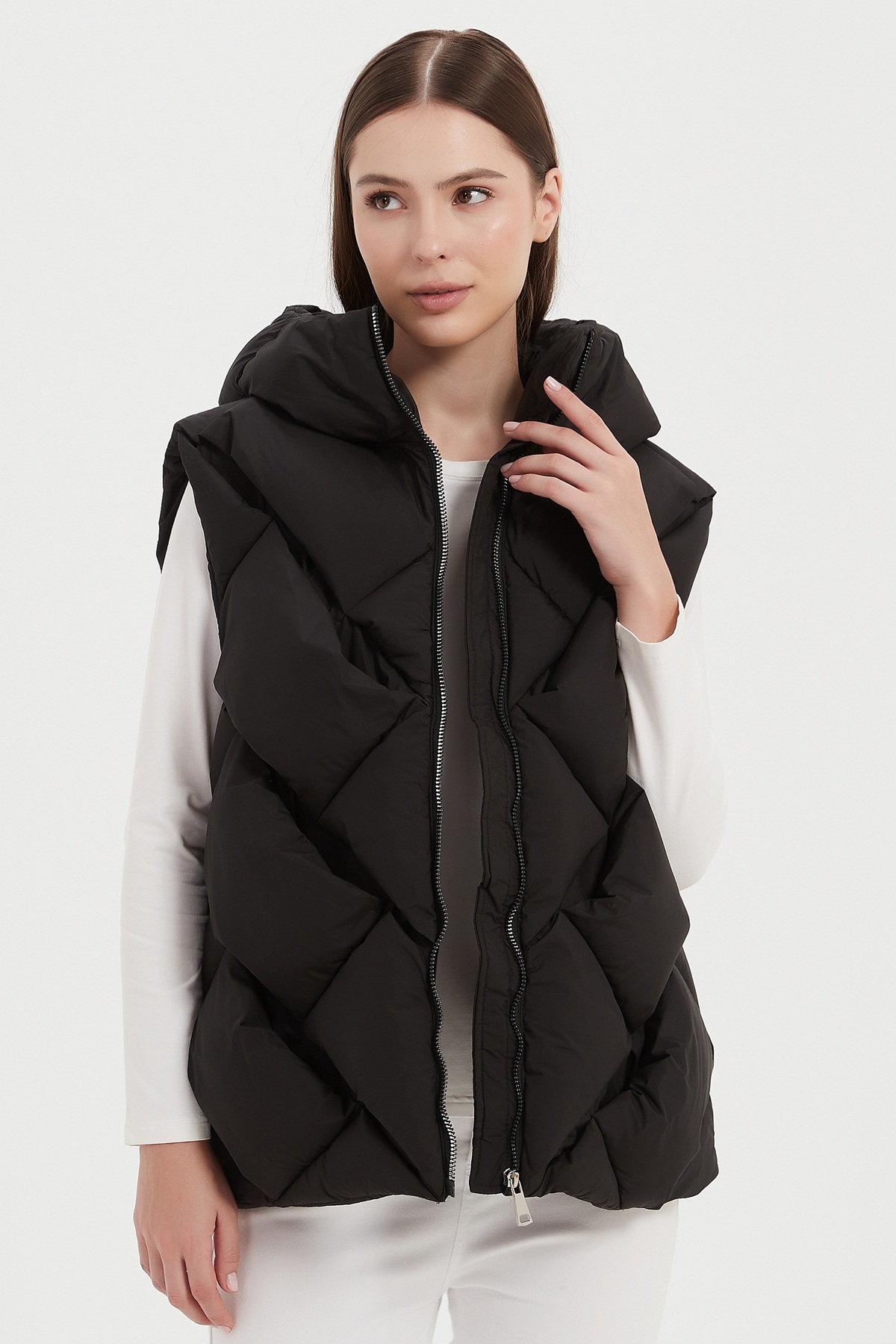 Grossista CHEVERY - Gilet Imbottito Senza Maniche con Cappuccio