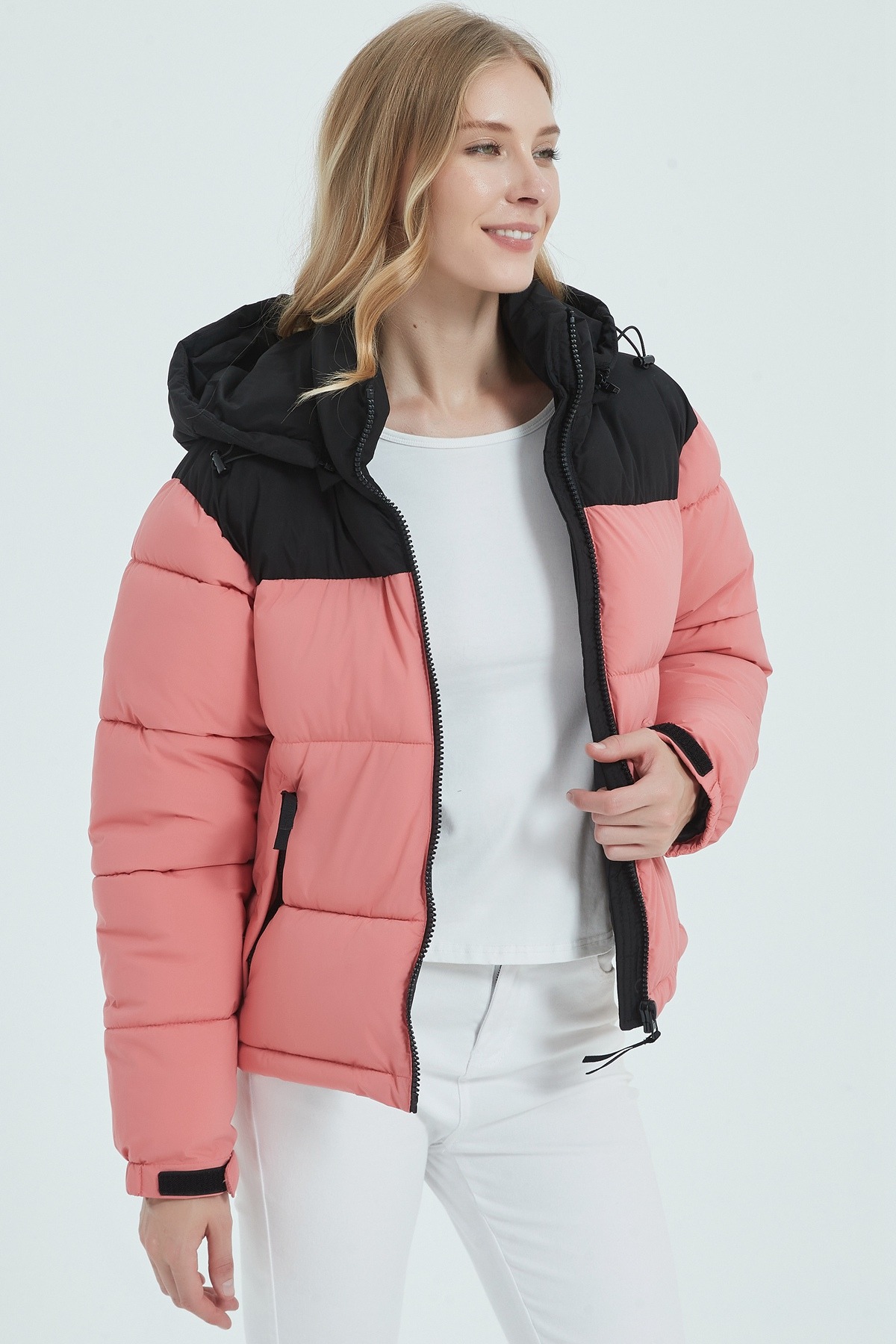 Grossiste CHEVERY - DOUDOUNE Design Bicolore avec Capuche