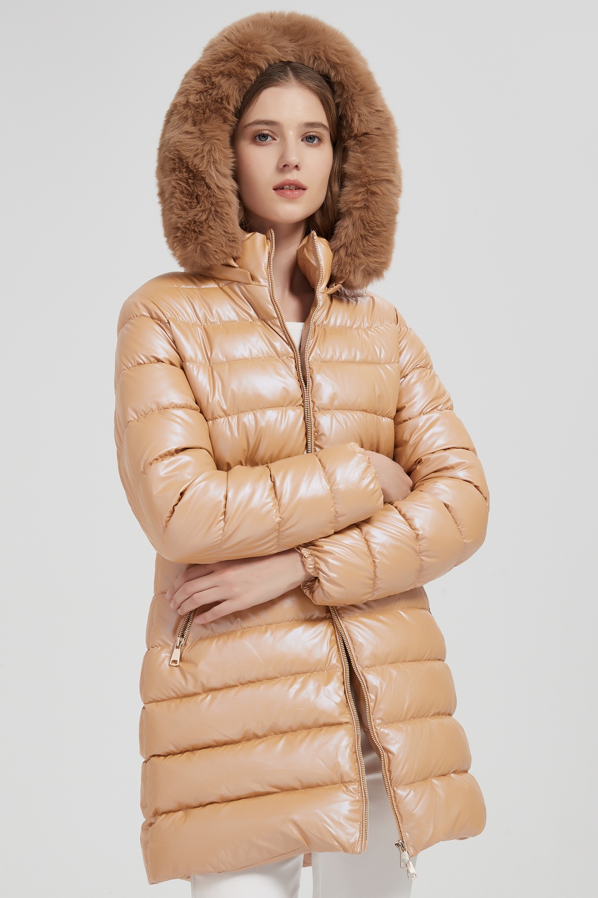 Mayorista CHEVERY - Chaqueta acolchada brillante de longitud media con capucha de efecto piel