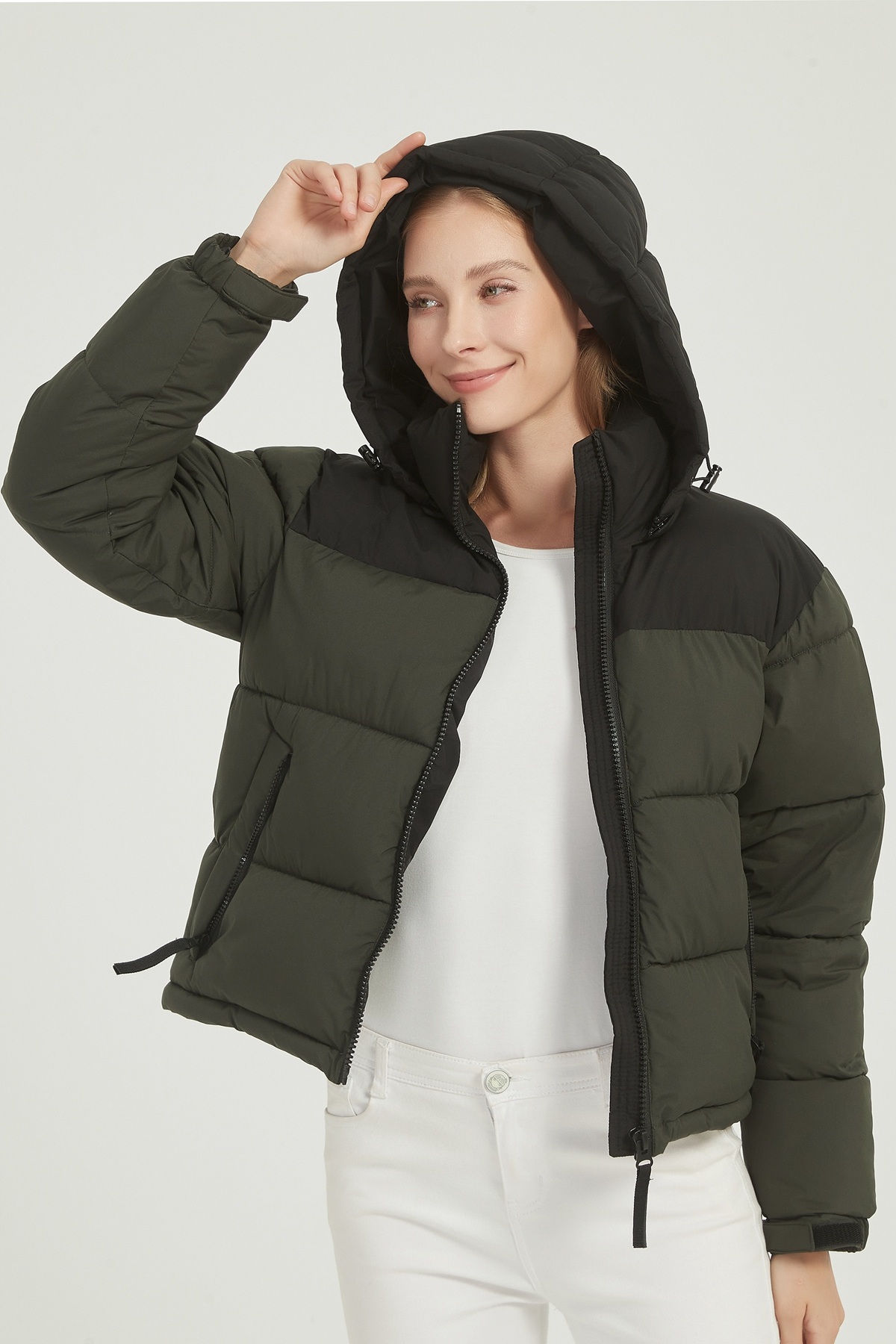 Grossiste CHEVERY - DOUDOUNE Design Bicolore avec Capuche
