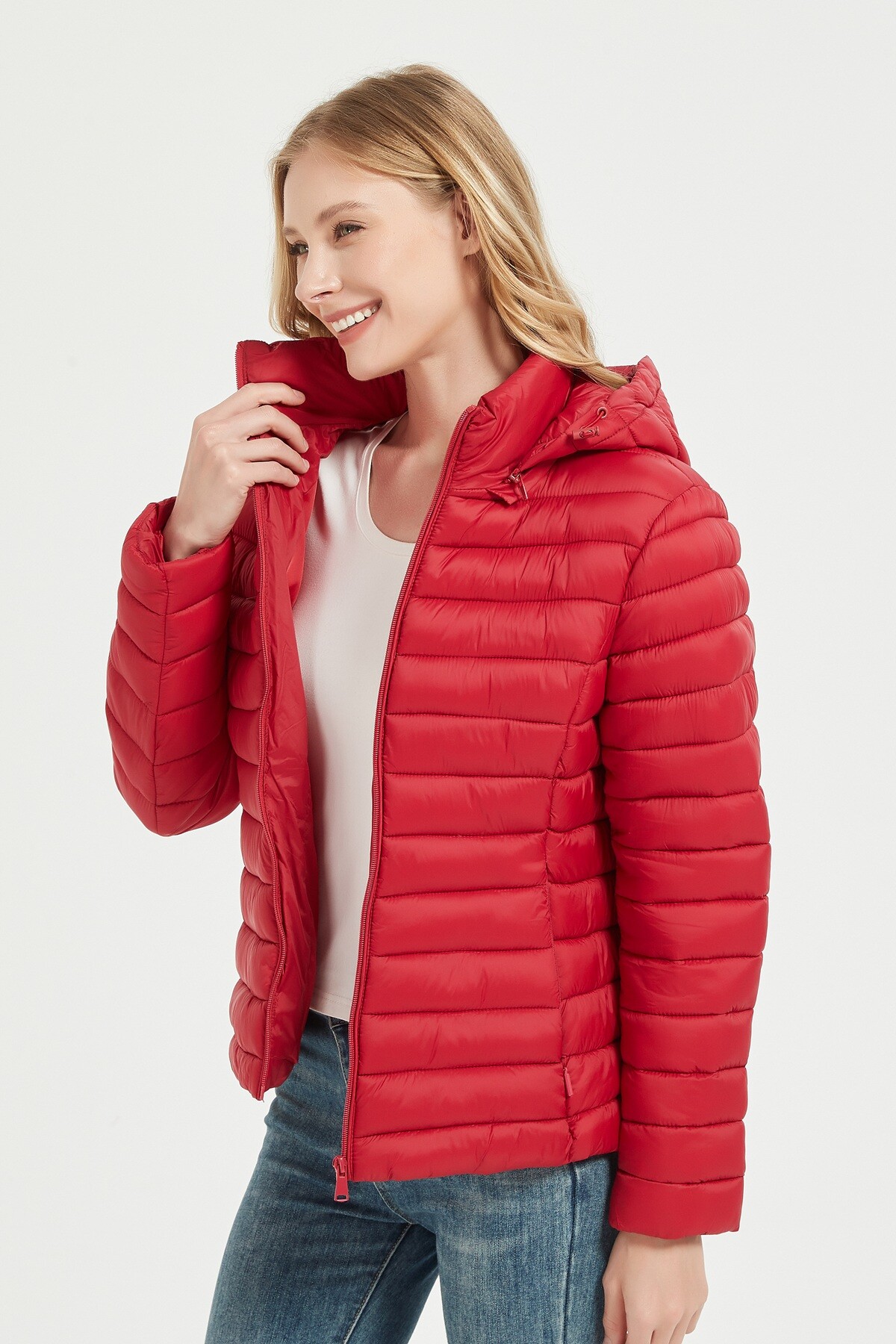 Großhändler CHEVERY - Leichte Daunenjacke mit abnehmbarer Kapuze für Damen