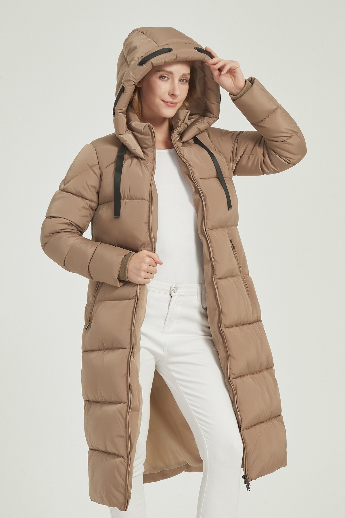 Grossiste CHEVERY - Doudoune longue femme à capuche ajustable