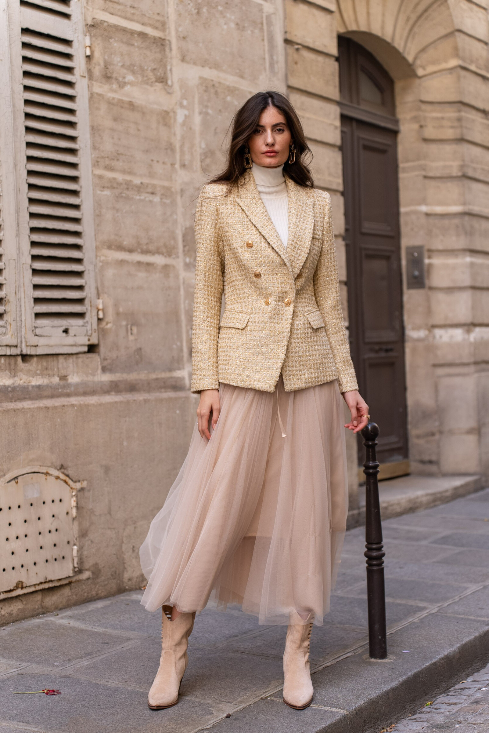 Mayorista Choklate - Americana cruzada de tweed dorado con lentejuelas