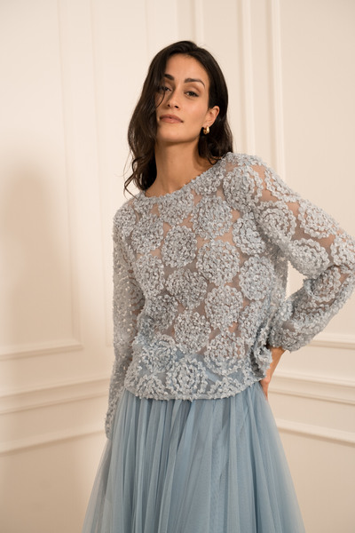 Großhändler Choklate - Bluse mit Rosettenstruktur Großhändler Choklate - Bluse mit Rosettenstruktur