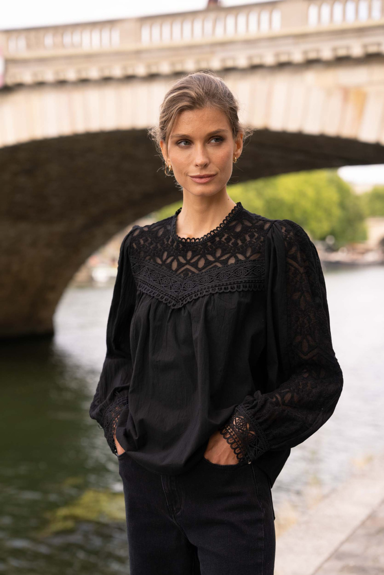 Großhändler Choklate - Philippa-Bluse aus Baumwolle und Spitze