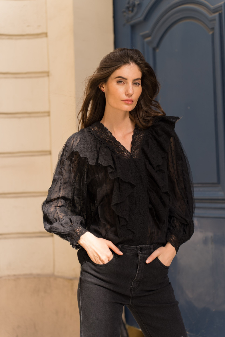 Grossiste Choklate - Haut en dentelle col froufrou
