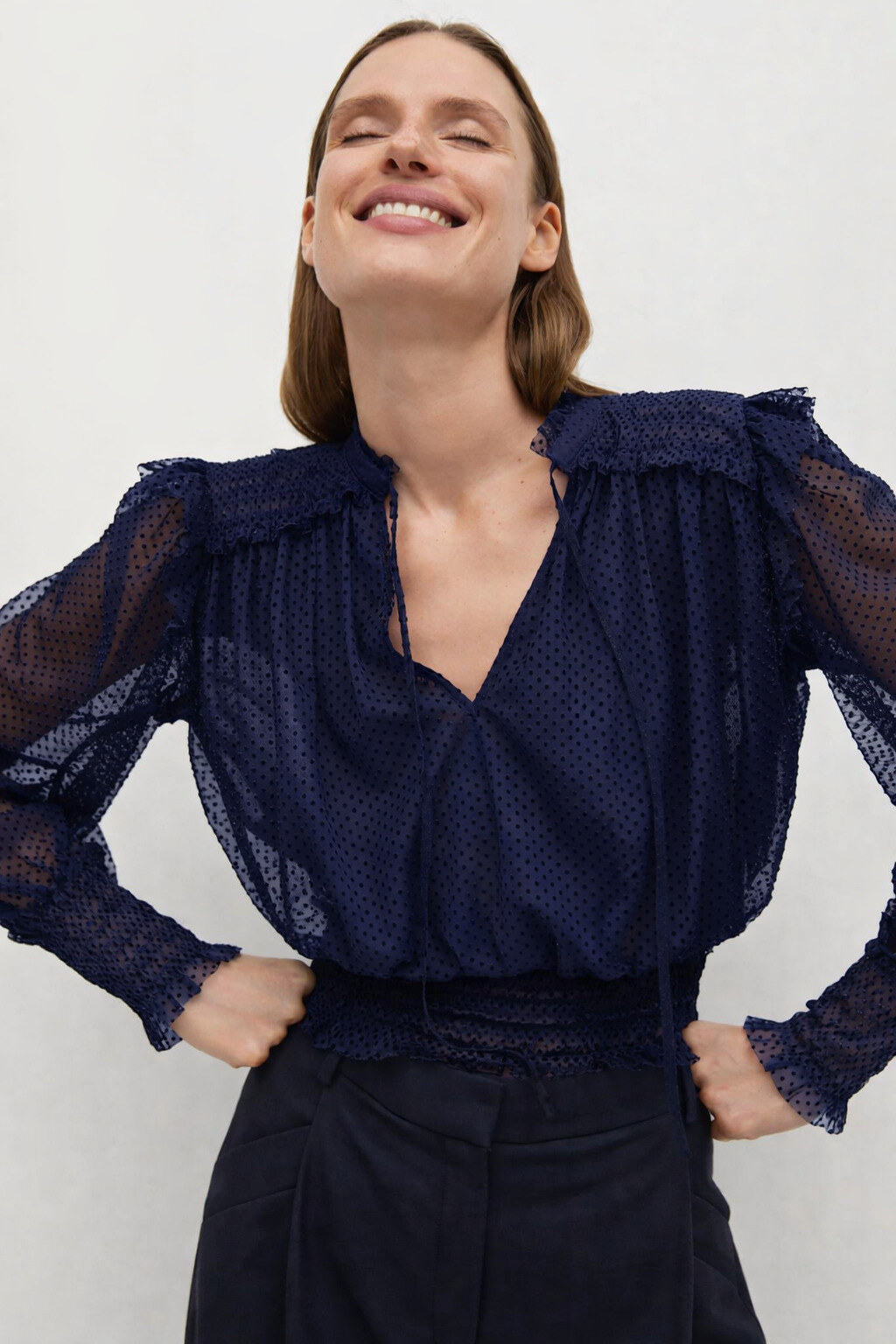 Grossiste Choklate - Blouse col en V smokée