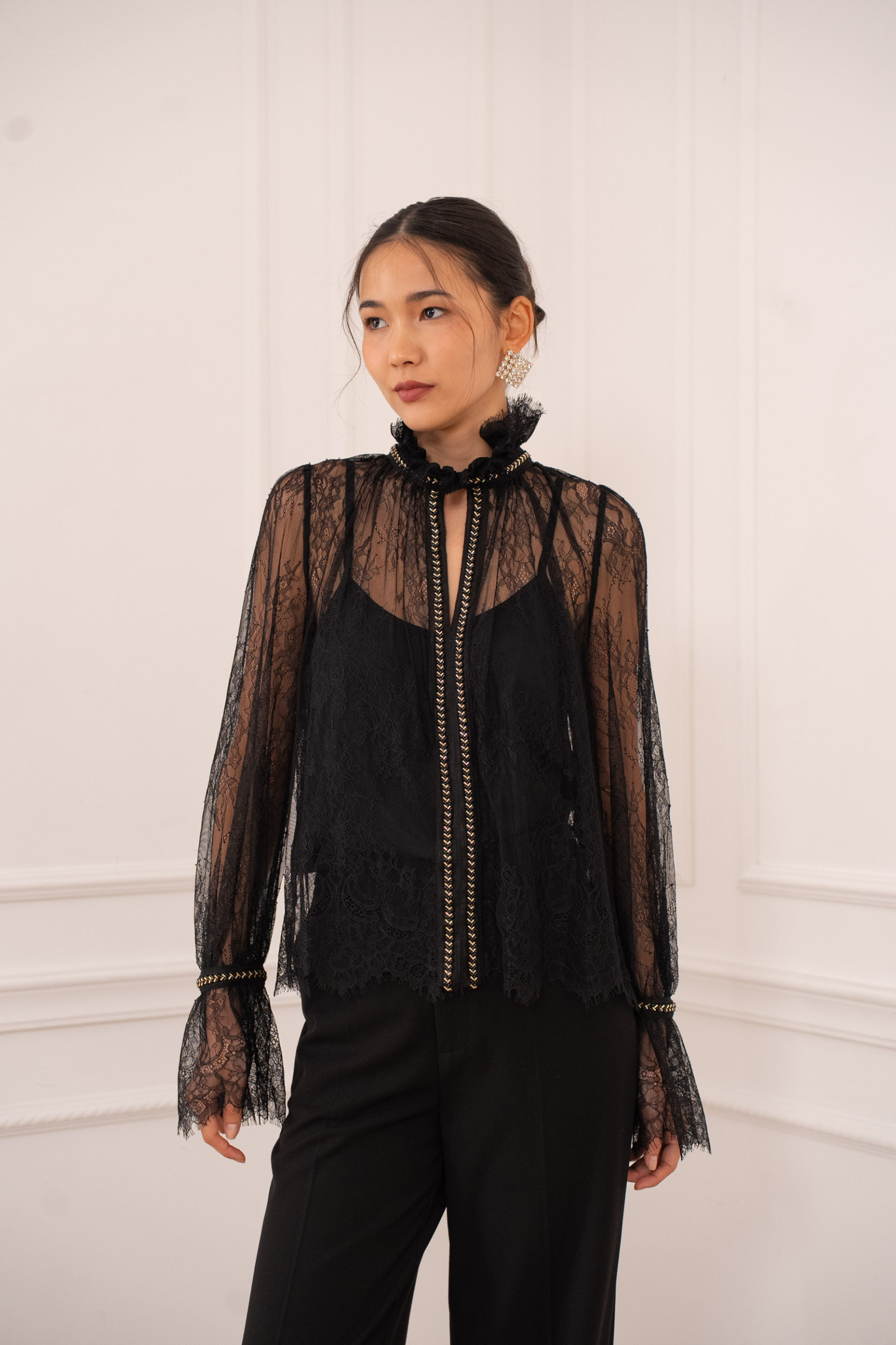 Mayorista Choklate - Blusa de encaje con strass