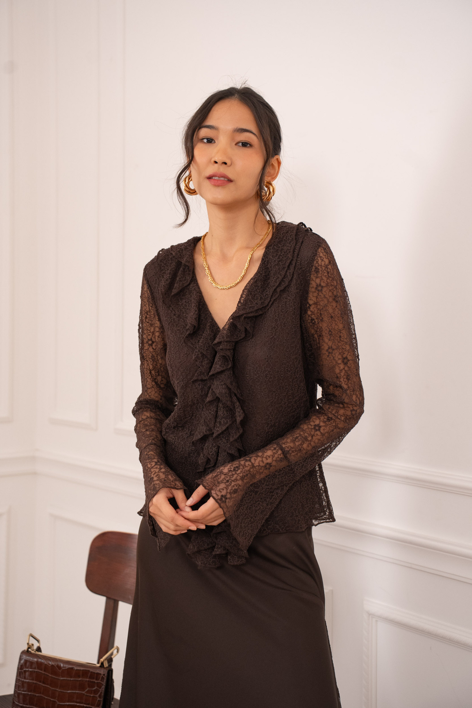 Mayorista Choklate - Blusa de encaje con cuello con volantes