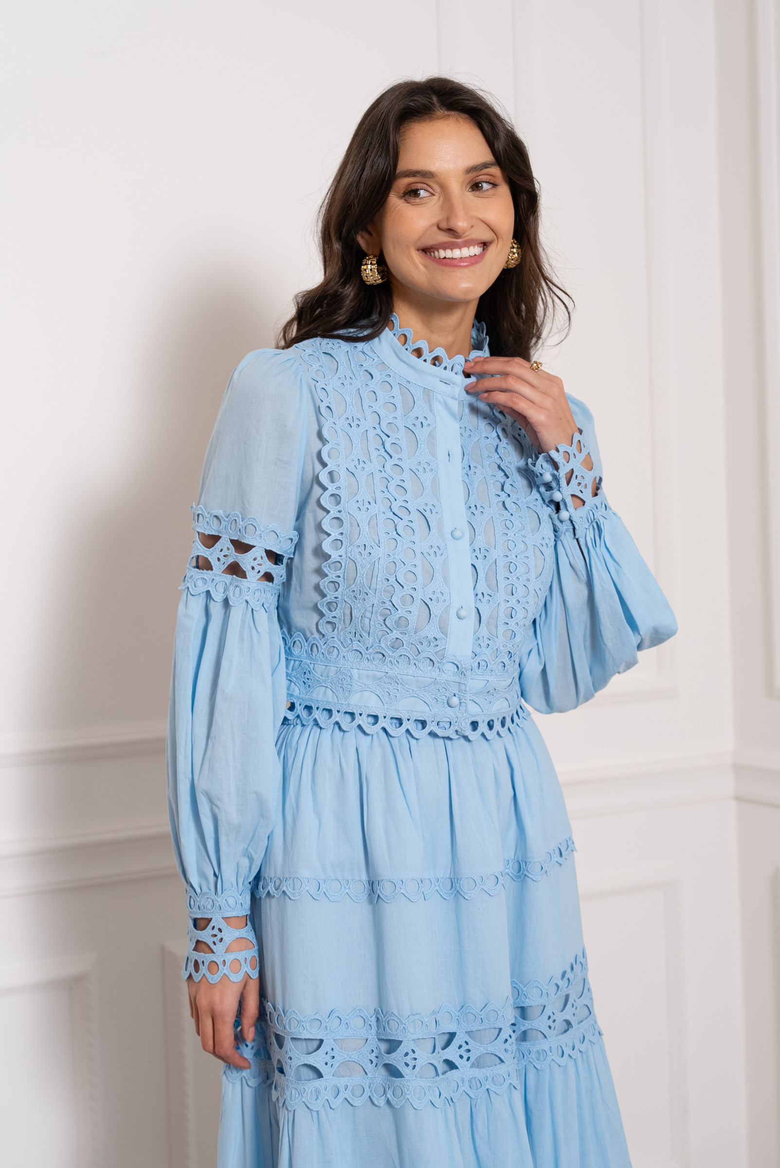 Mayorista Choklate - Camisa crop Ellie de algodón calado