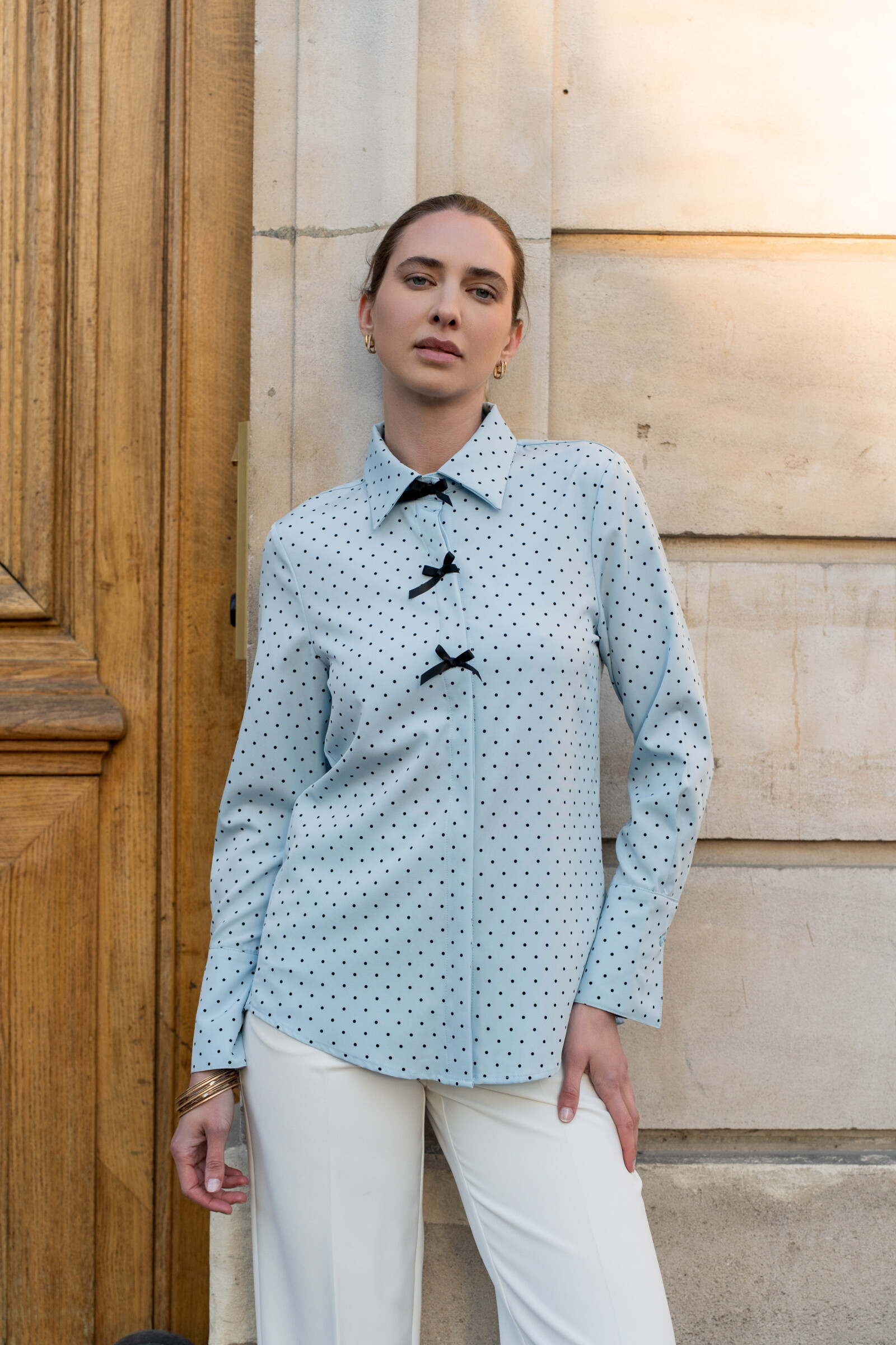Mayorista Choklate - Camisa Léa estampada con lunares y lazos