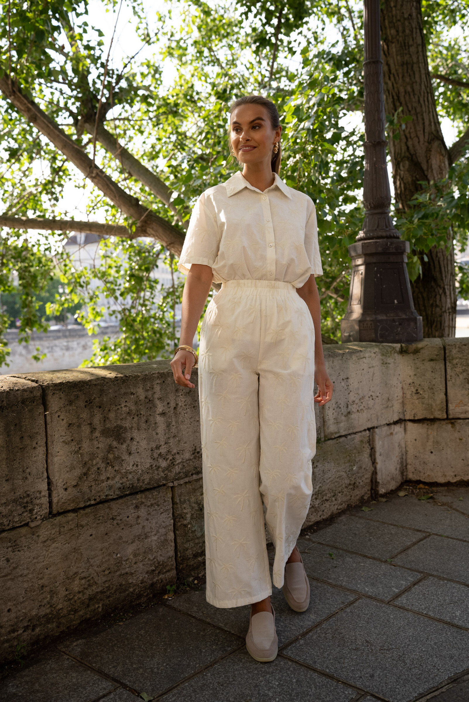 Grossiste Choklate - Ensemble chemisier & pantalon en coton brodé