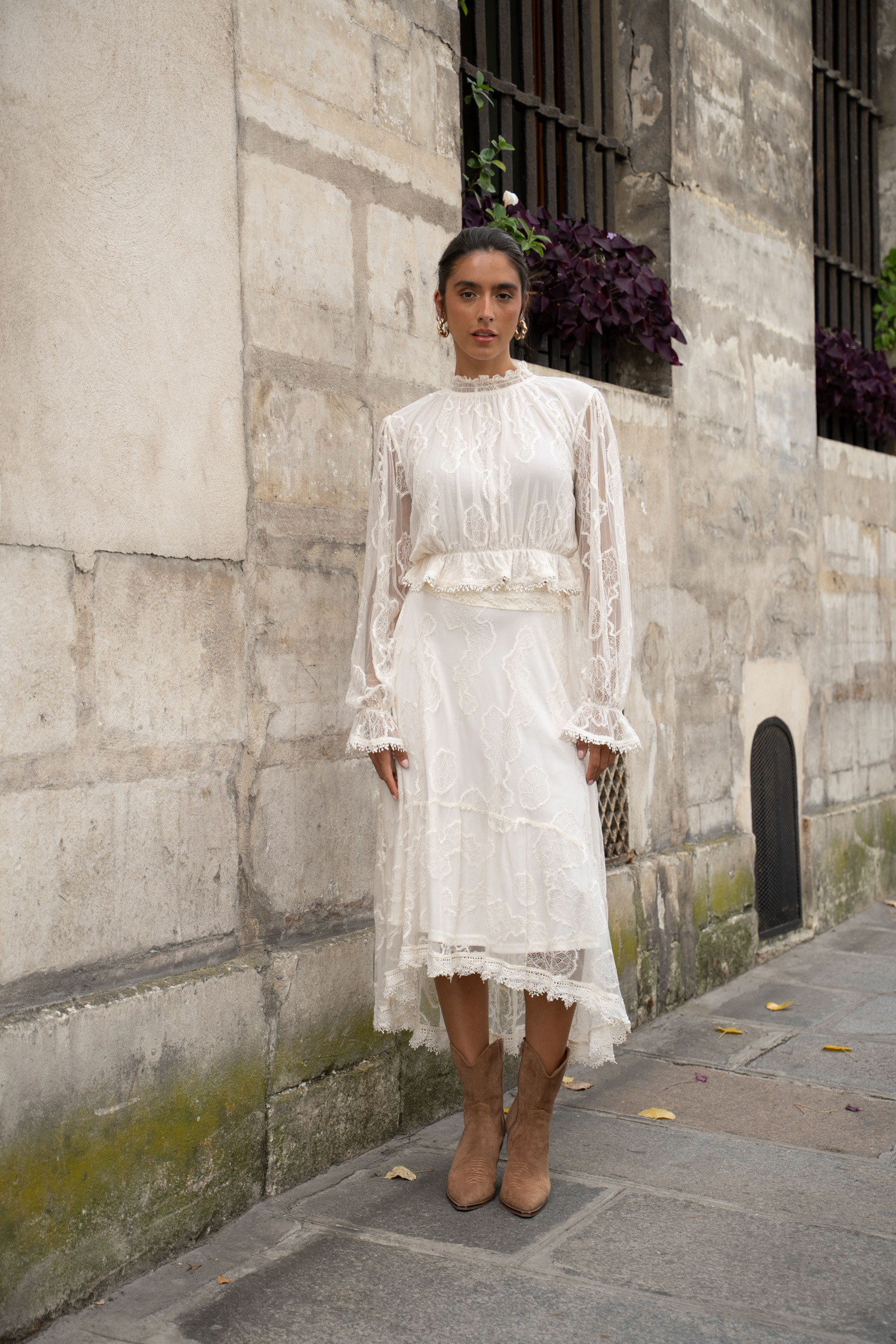 Wholesaler Choklate - Lace blouse & skirt set October