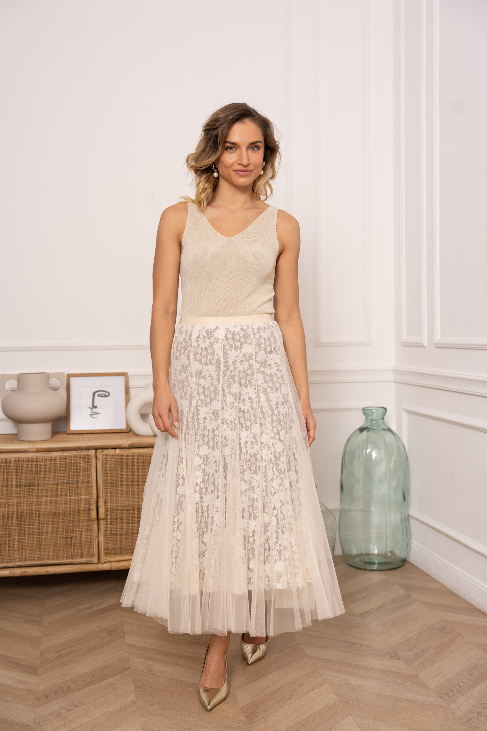Grossiste Choklate - Jupe longue March en tulle et dentelle