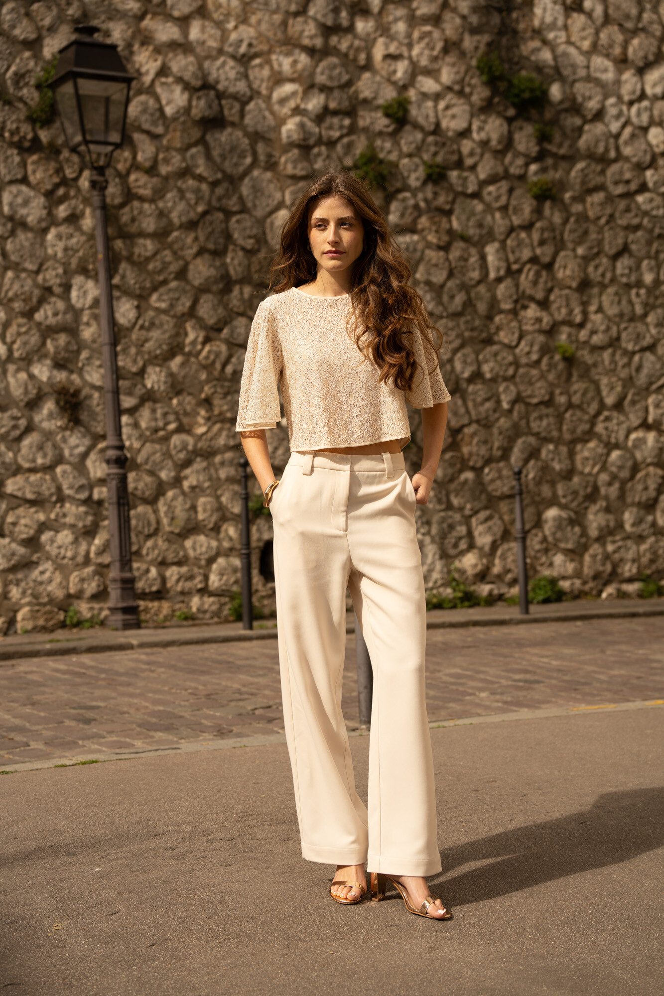 Mayorista Choklate - Pantalón recto con pliegues marcados