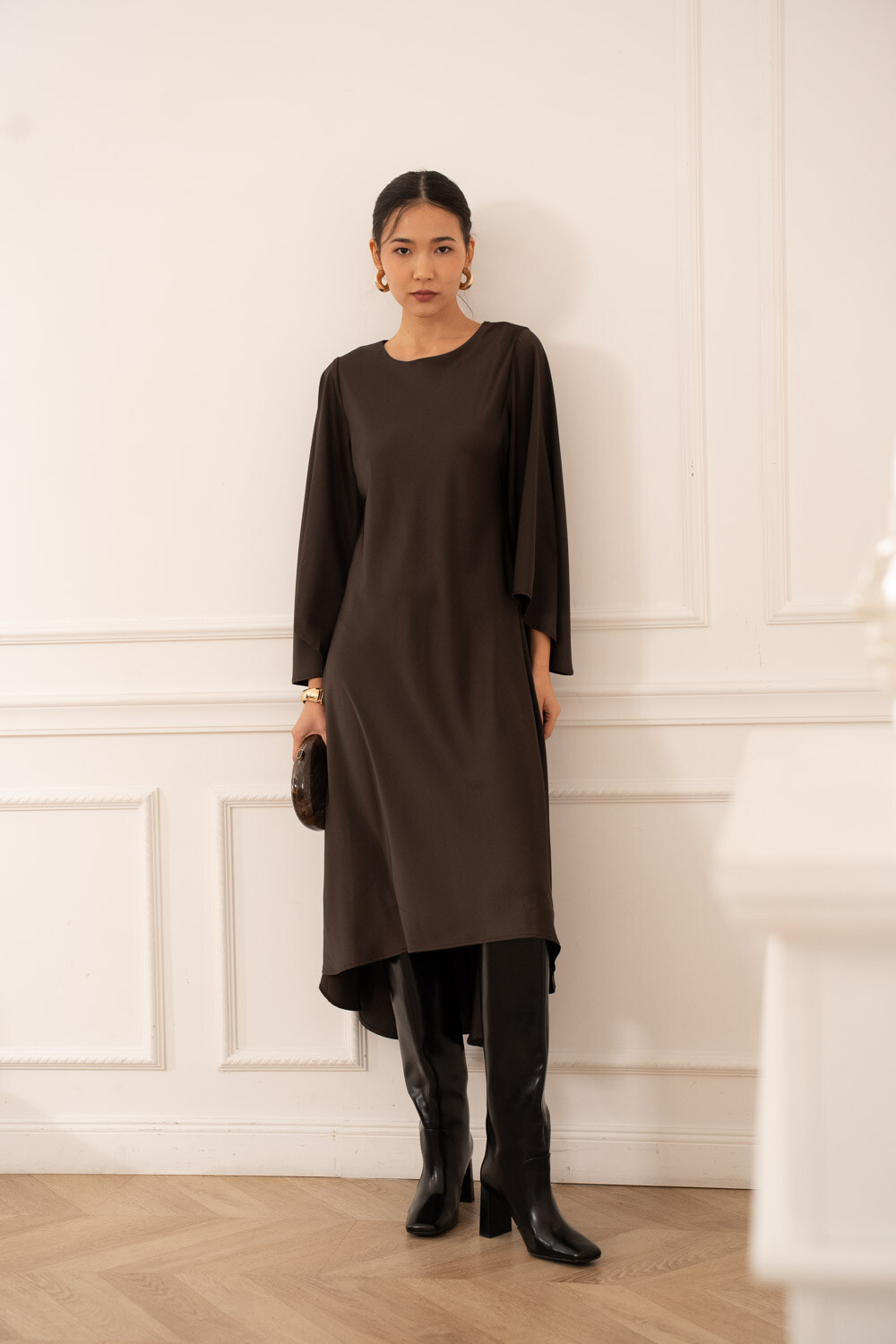 Mayorista Choklate - Vestido midi Kate en satén sedoso