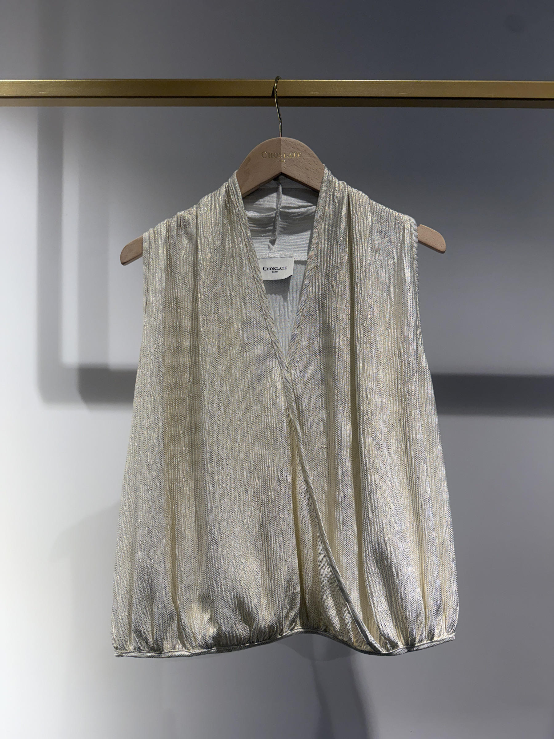 Mayorista Choklate - Top cruzado con escote halter
