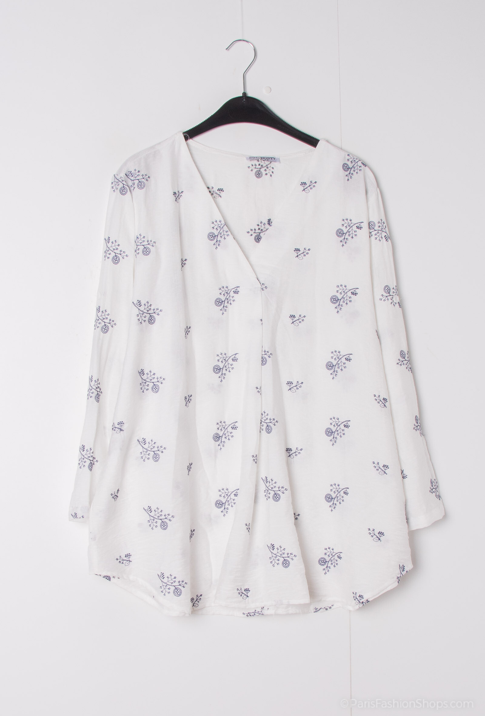 Großhändler Christy - Gestickte Bluse *lyocell *
