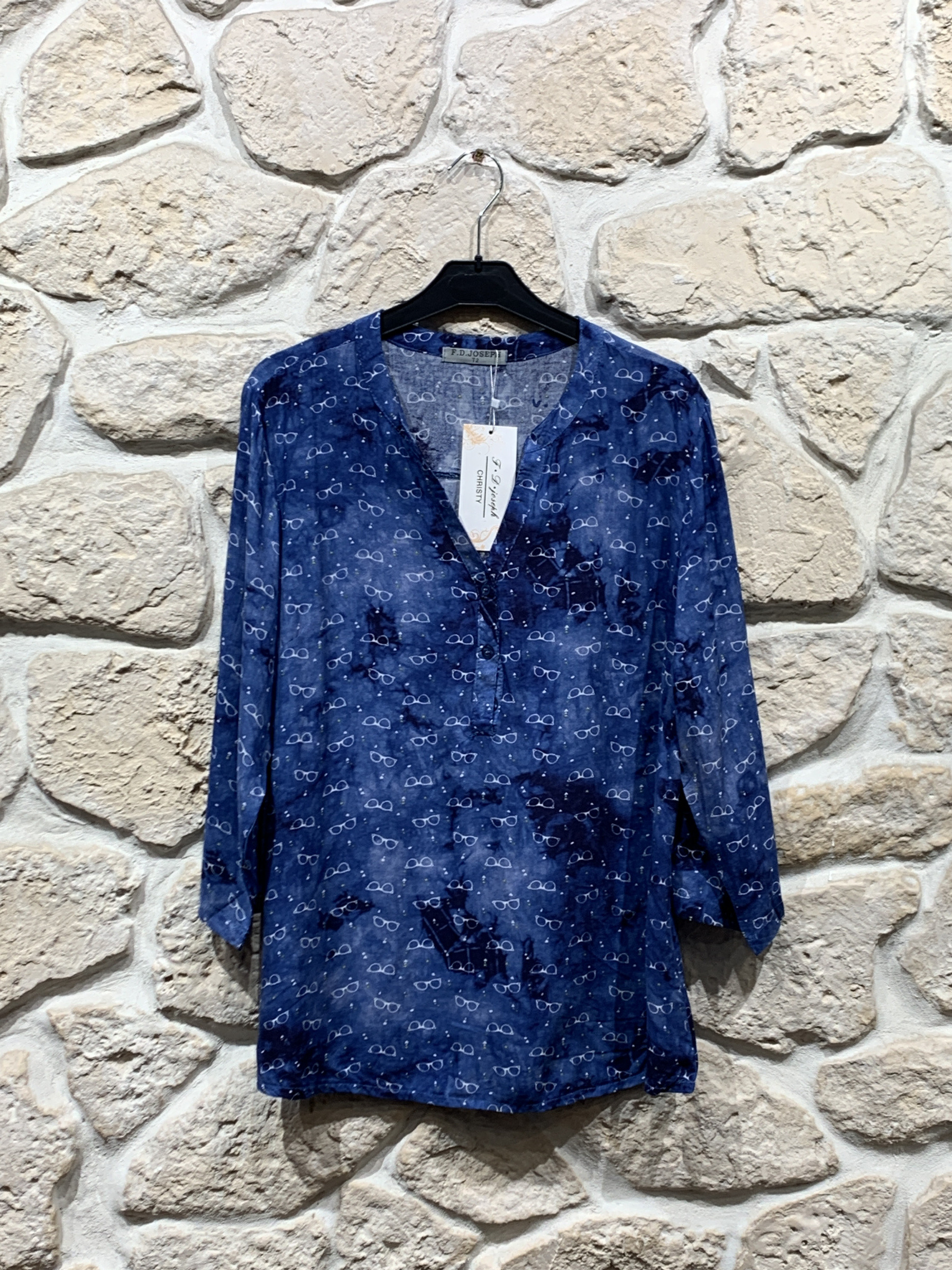 Wholesaler Christy - Plus Size Printed Blouse
