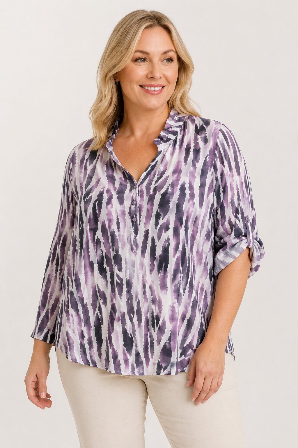 Wholesaler Christy - Victorian collar blouse