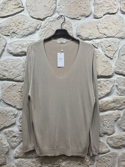 Grossiste Christy - Pull brillant uni col V Grossiste Christy - Pull brillant uni col V