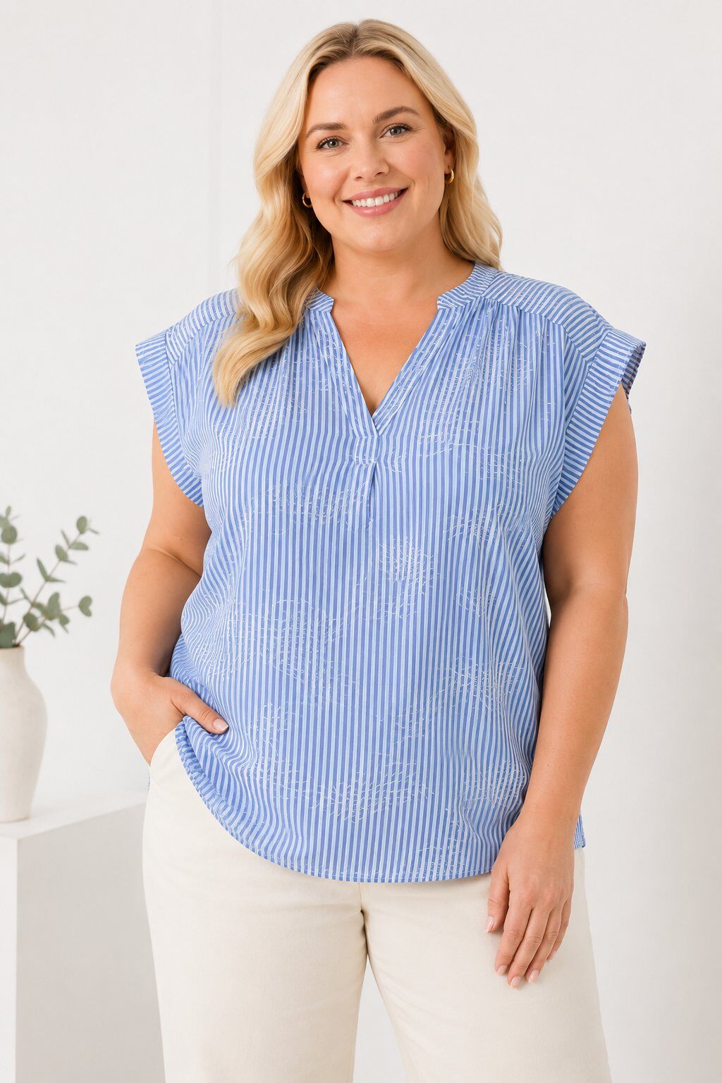 Grossiste Christy - Manche courte top rayure borderie brodé
