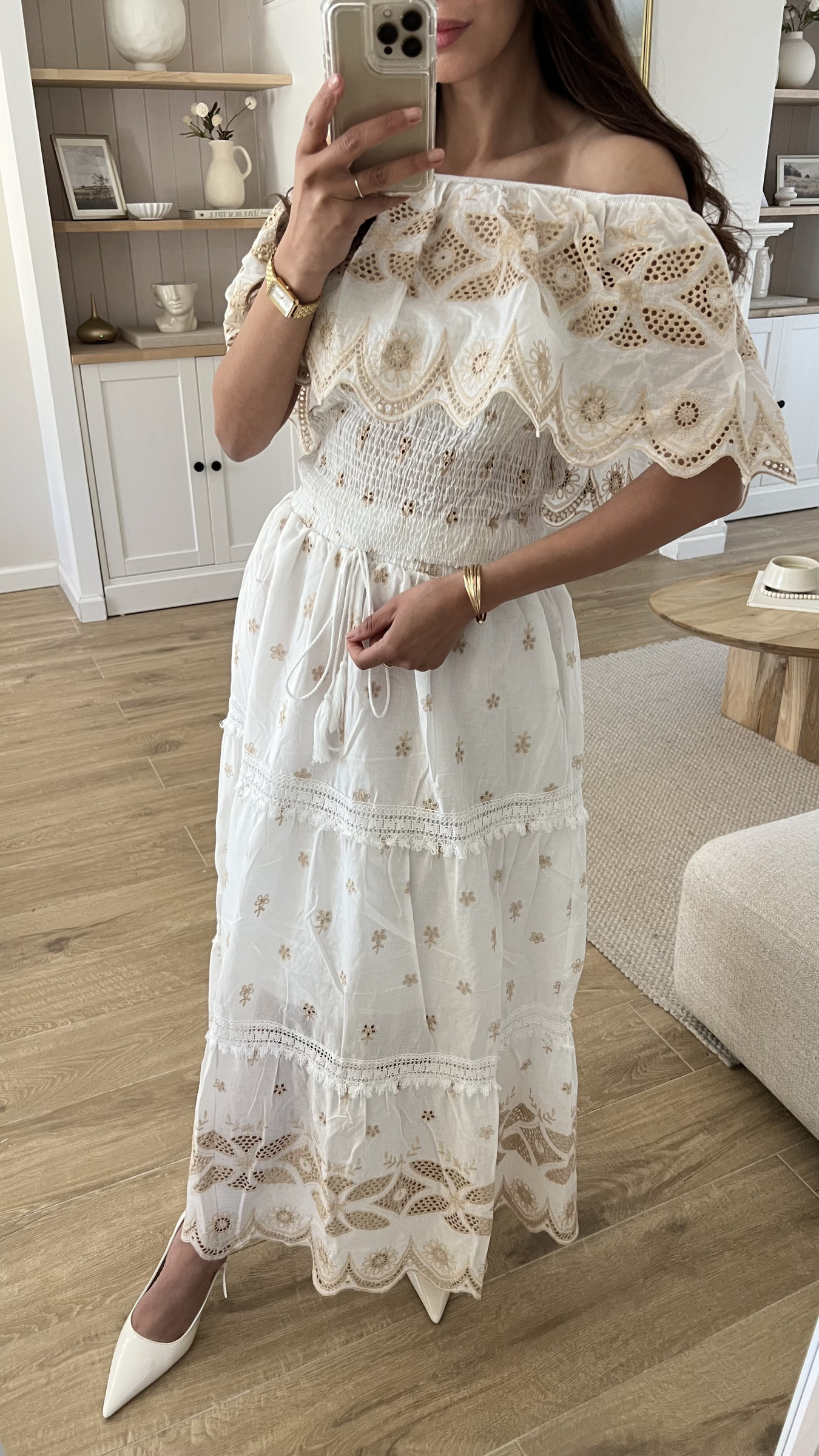 Embroidered set