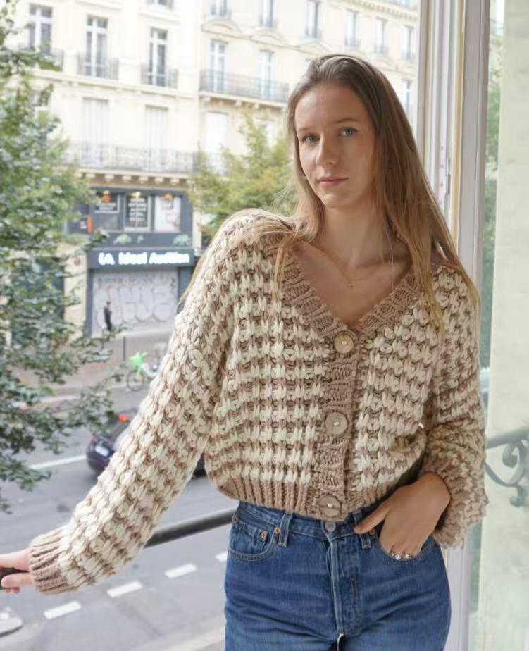 Cozy Knit Cropped Cardigan - Image 3