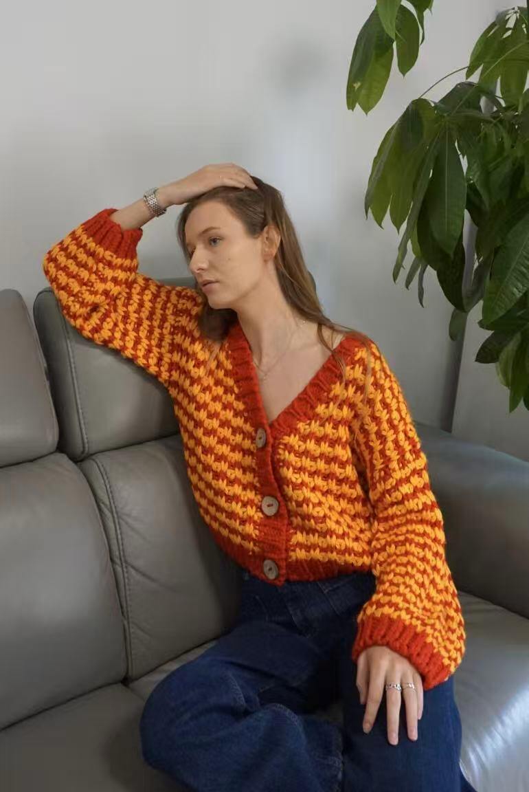 Cozy Knit Cropped Cardigan - Image 4