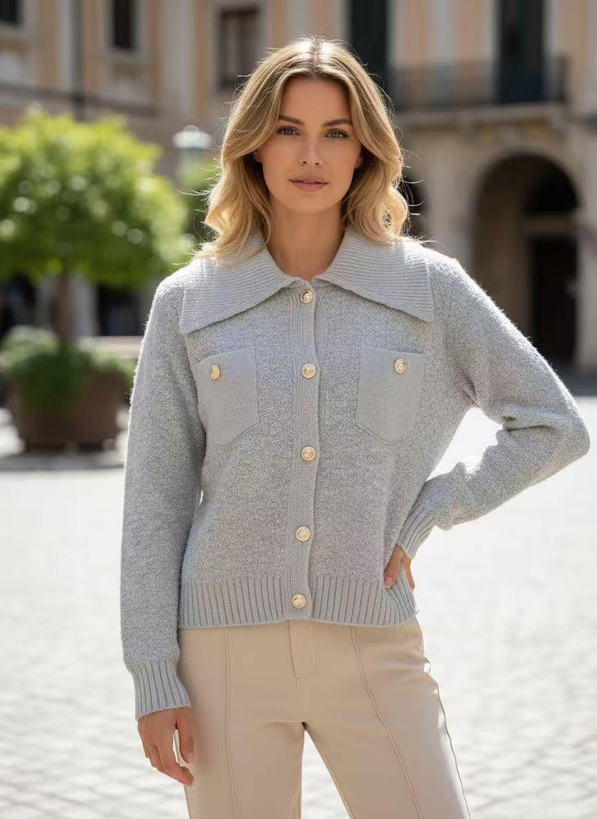 Buttoned cardigan