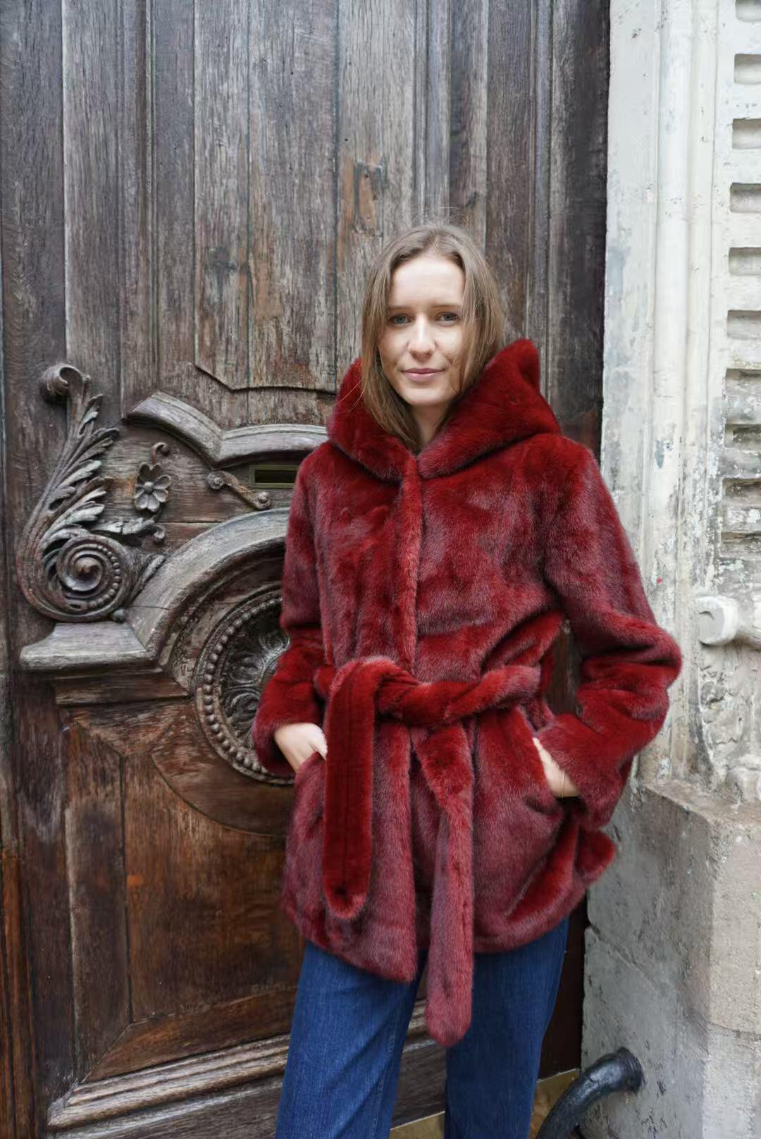 Manteau à Capuche Douillet - Image 1