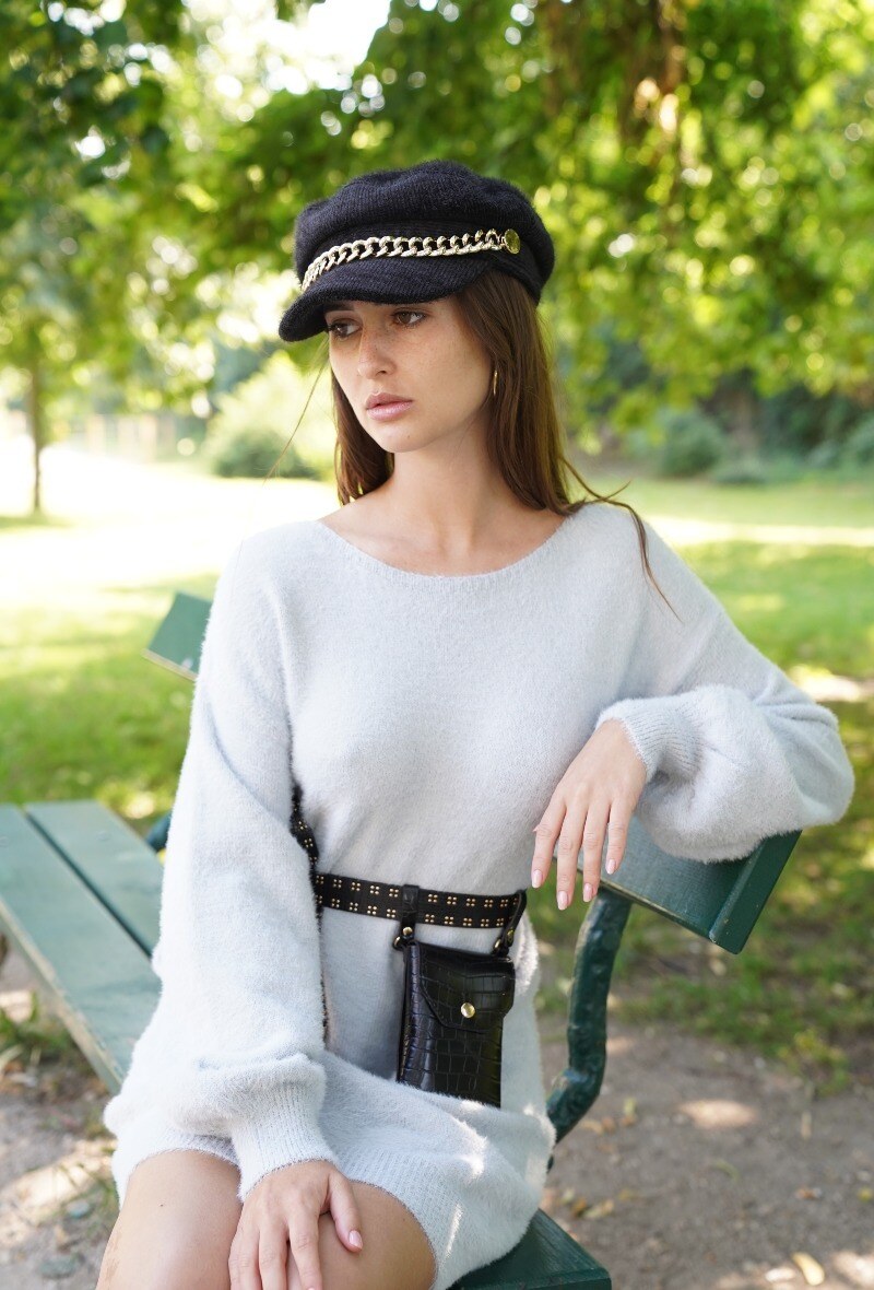 Langer Pullover mit Spitze am Rücken - Image 1