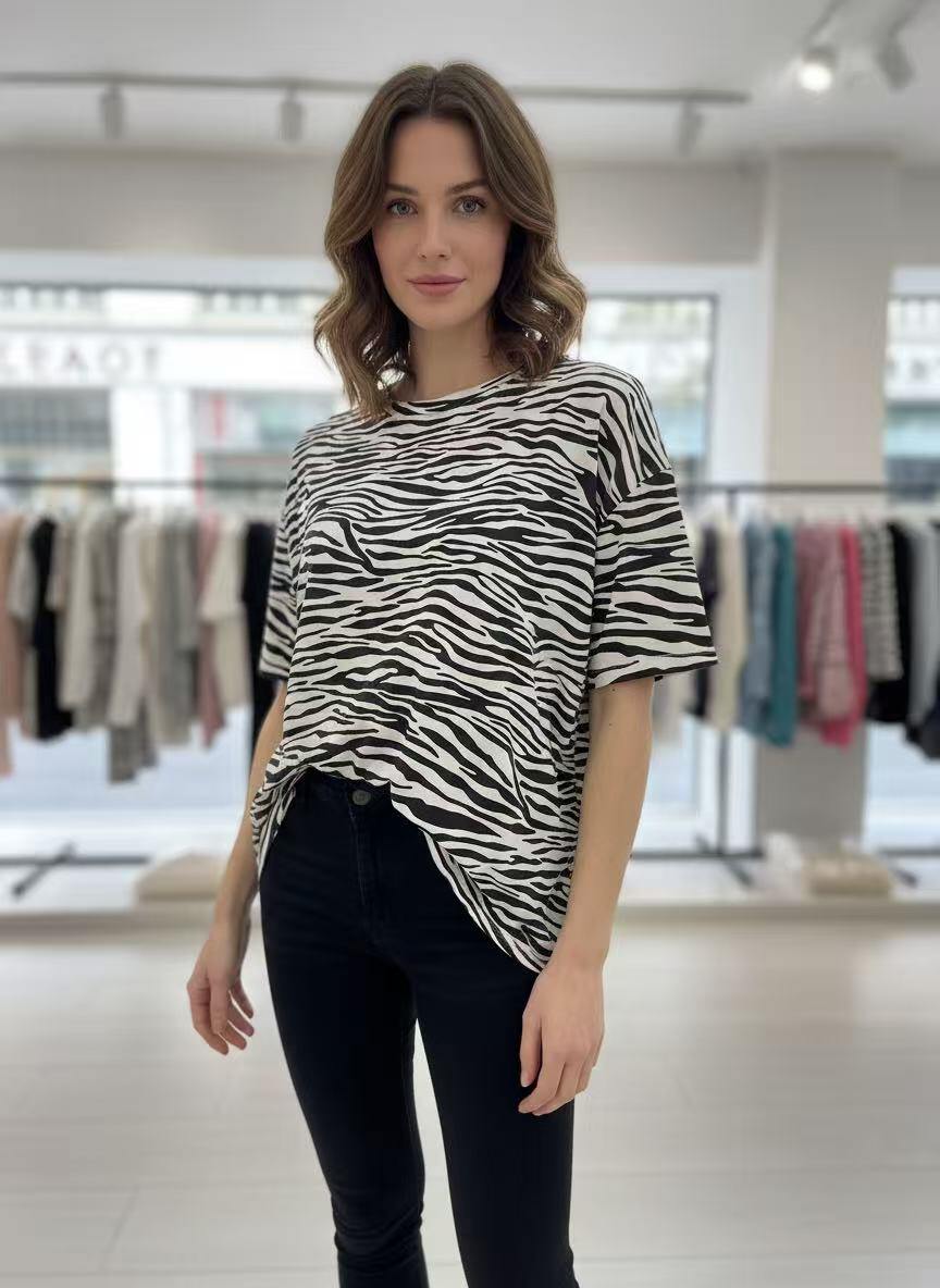 Camiseta Tigre y Leopardo - Image 2