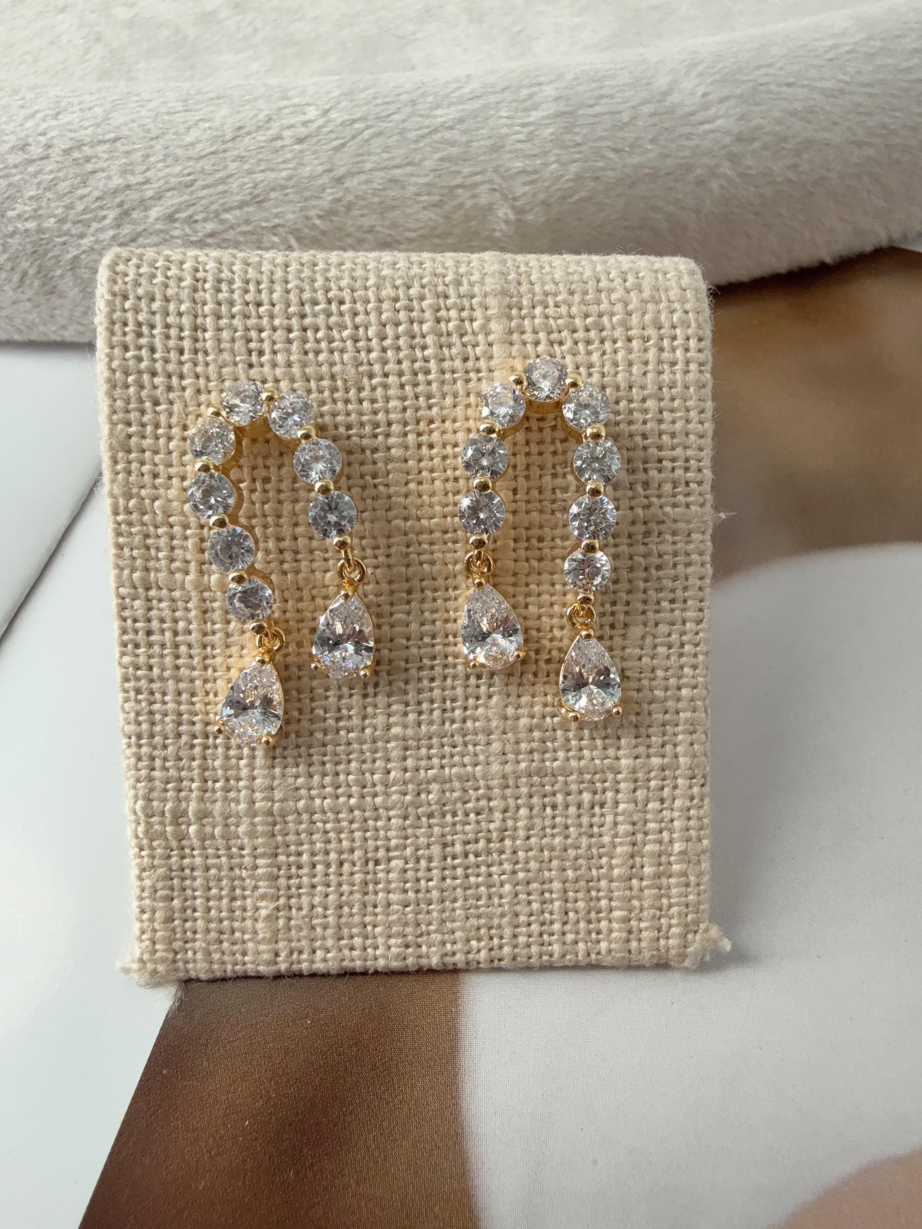Wholesaler CICI&H - Rhodium earrings
