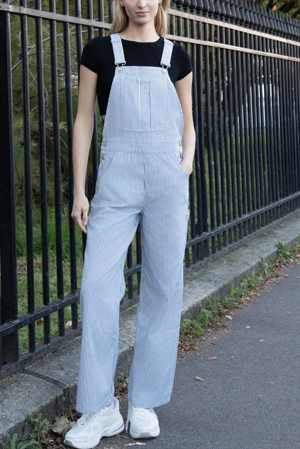 Großhändler Ciminy - Auffällige lange Overalls