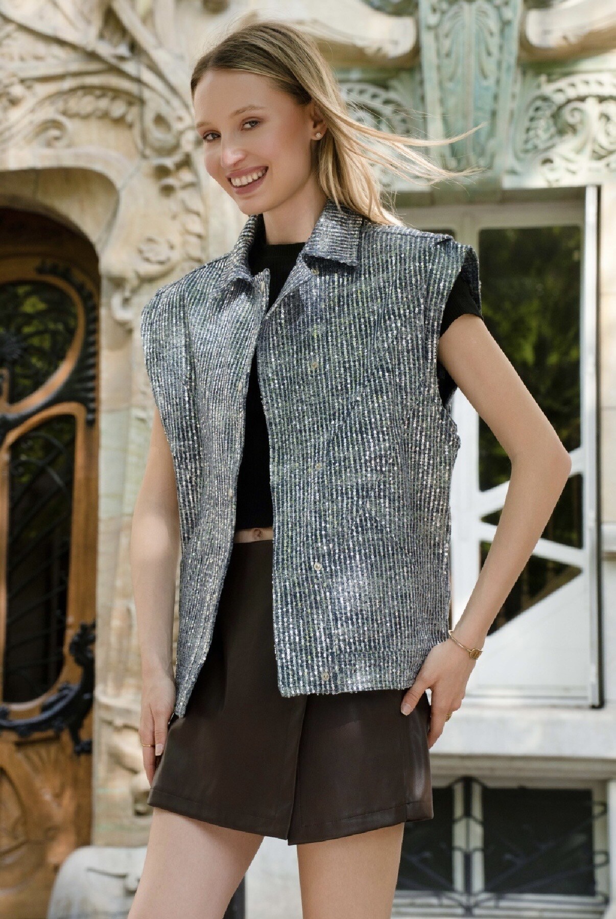 Wholesaler Ciminy - SEQUIN SLEEVELESS JACKET