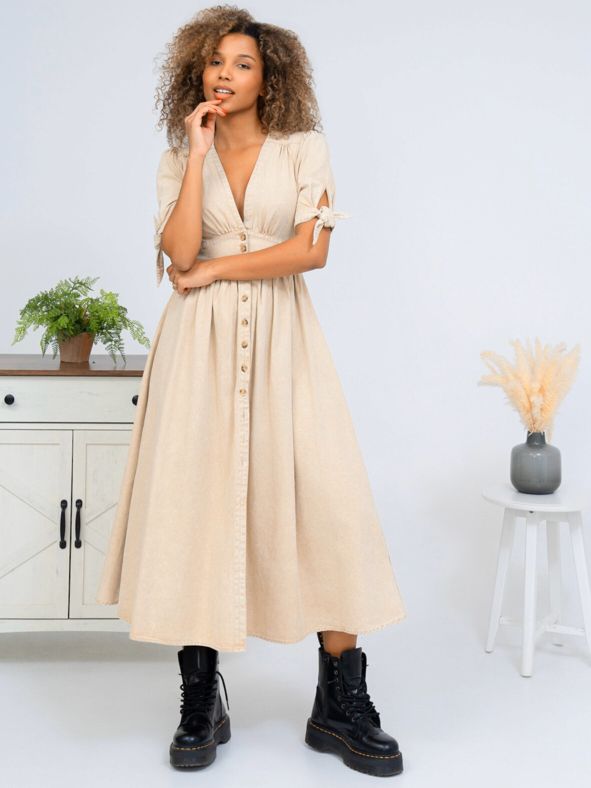 -Levered long -cotton -cotton -Boutonnage on the front -M -Longes with adjustable knots -curved tail