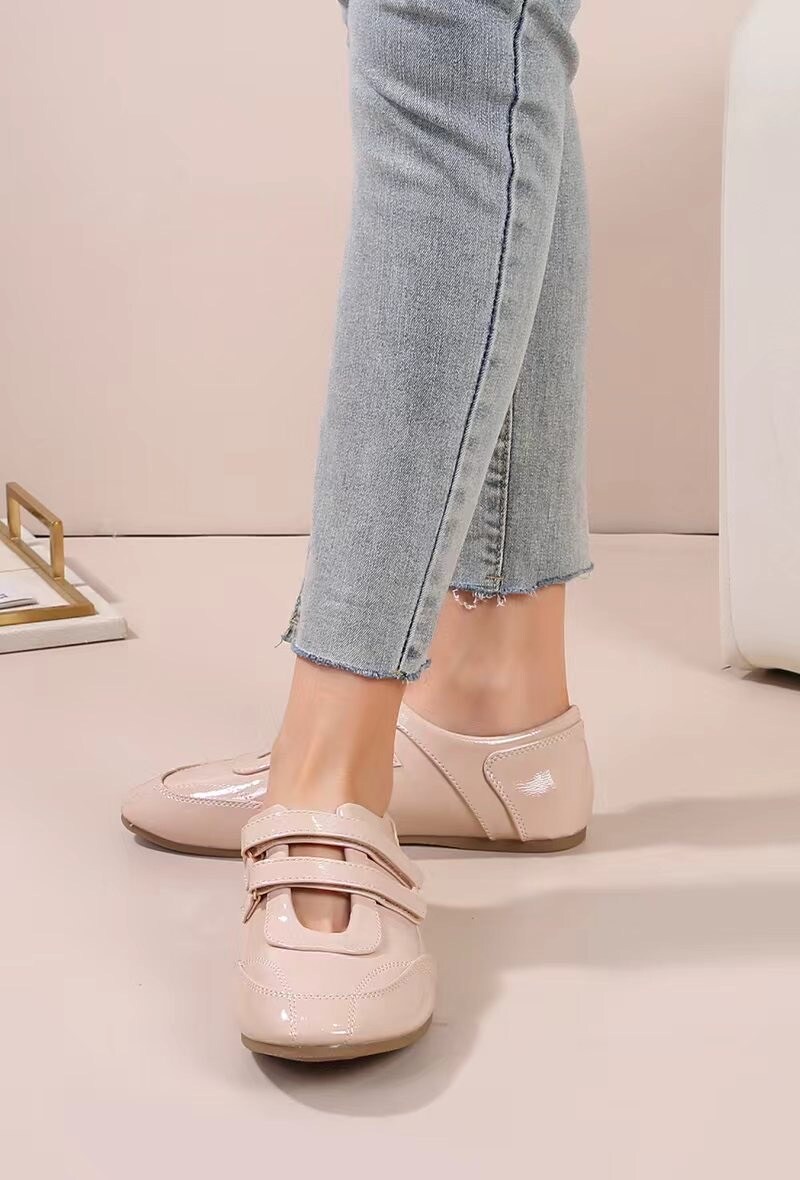 Wholesaler Cink Me - Shiny PU sneakers with double velcro straps