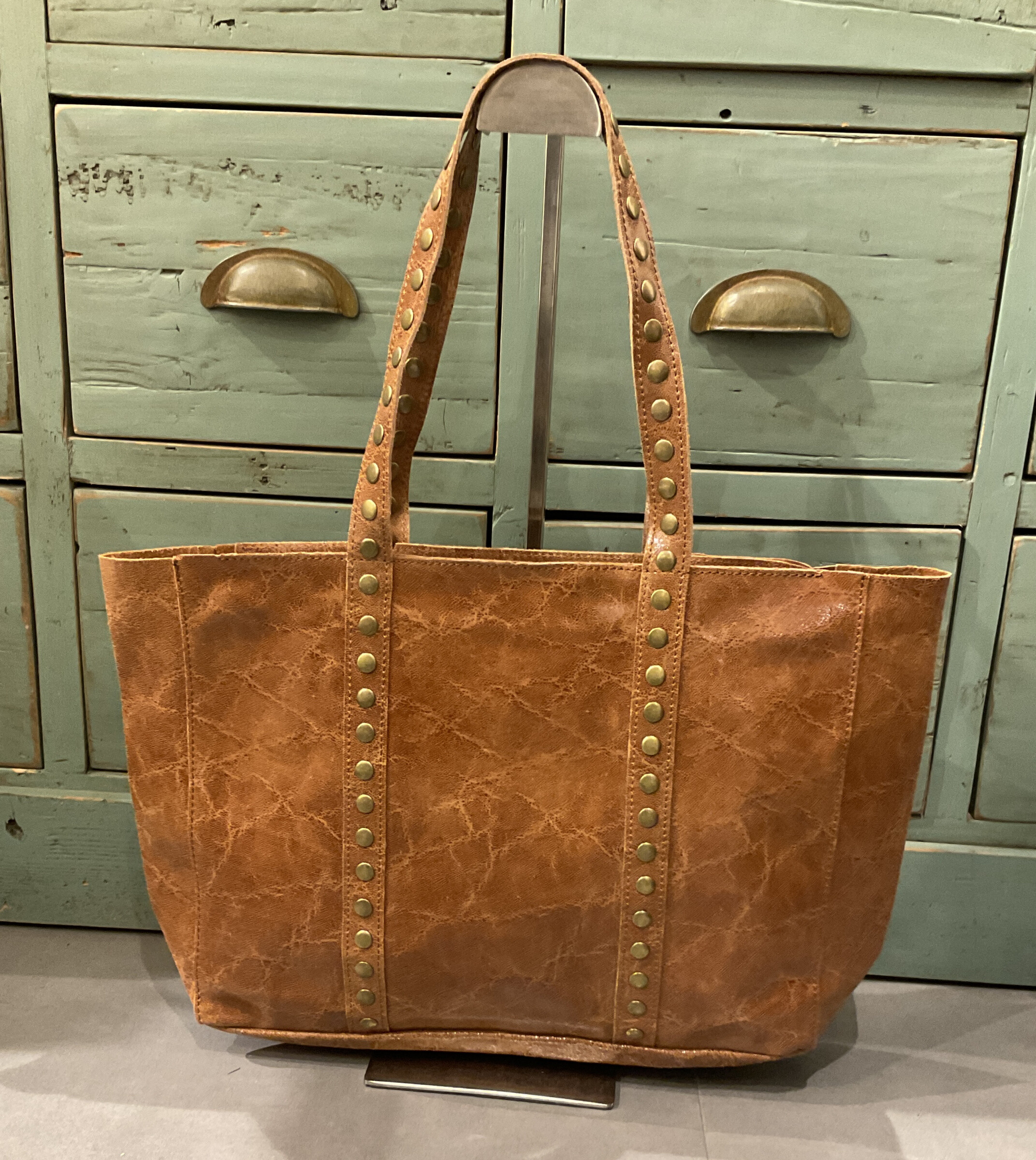 Mayorista CINNAMON - Tote con tachuelas