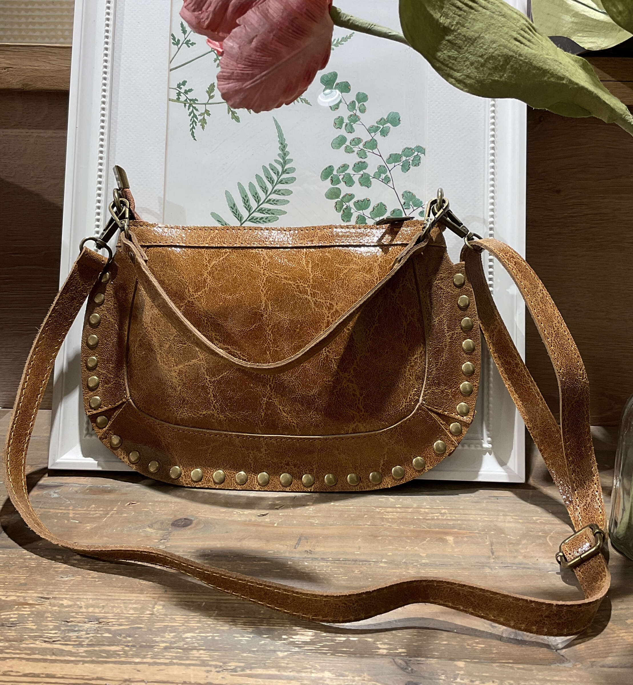 Wholesaler CINNAMON - Leather bag with shoulder strap