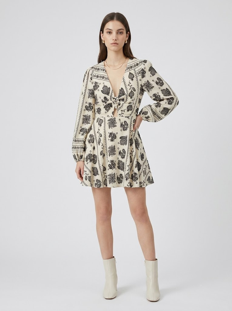 Grossiste CIVICO 1 - Robe courte femme imprimée avec col en V et nœud