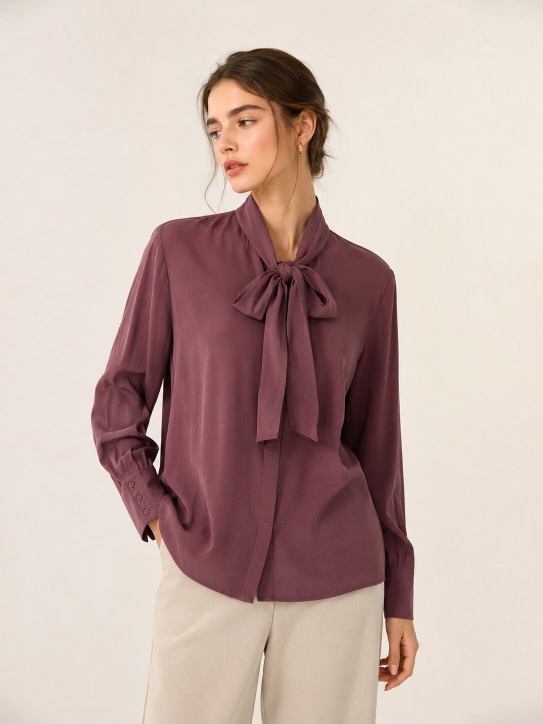 Wholesaler CIVICO 1 - Women's Blouse with Bow at the Neck in Lightweight Fabric