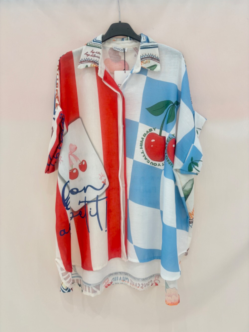Grossista CIVICO 1 - CAMICIA FANTASIA CILIEGIA OVERSIZE COMPLETO