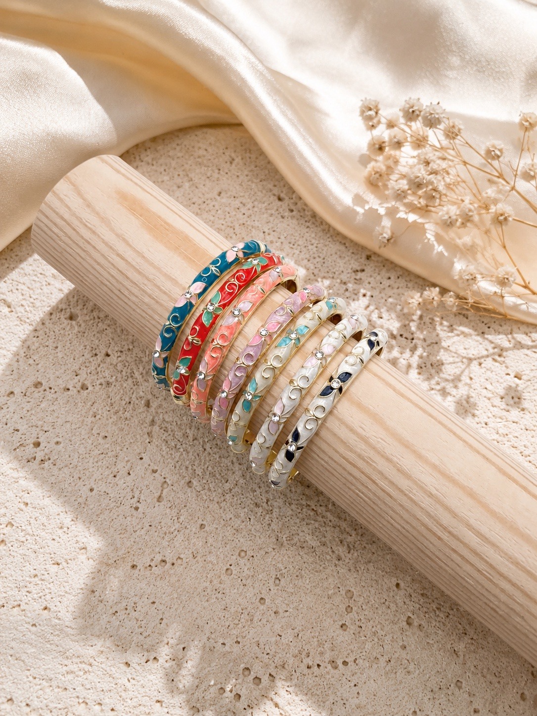 Wholesaler CLAREN B - Enameled bracelet