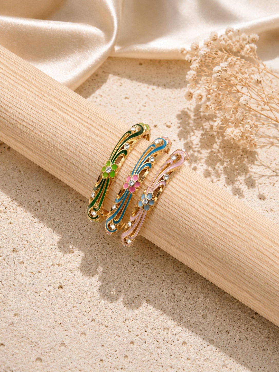 Wholesaler CLAREN B - Enameled bracelet