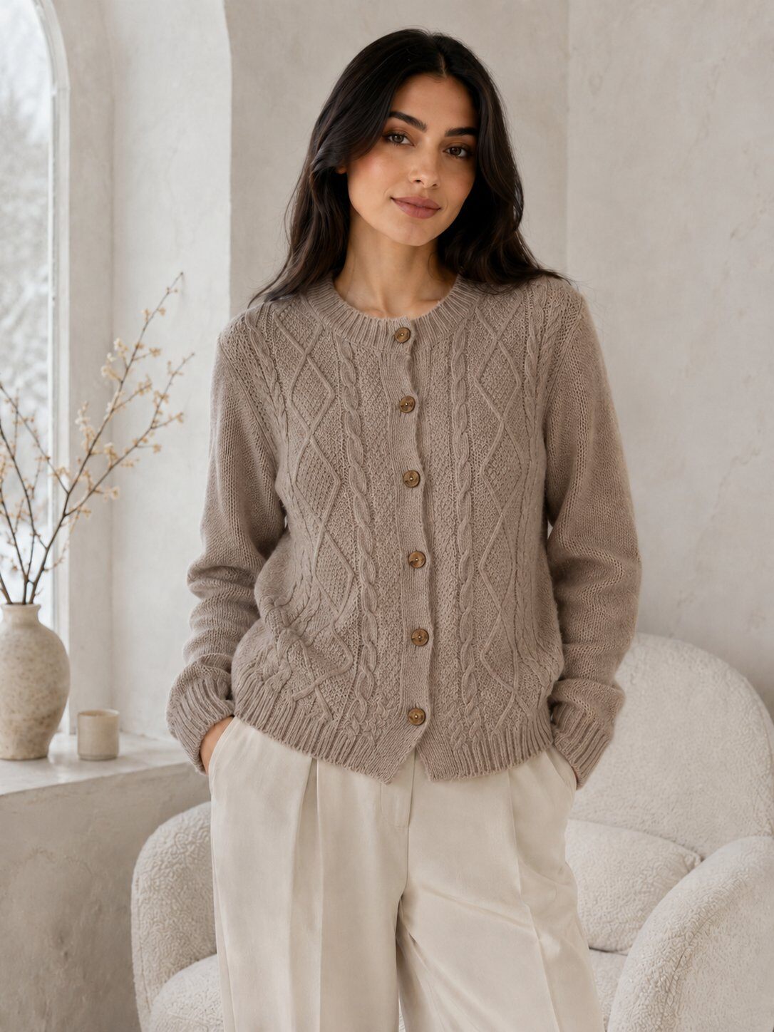 Grossista CLASSIC&CO - Cardigan intrecciato con bottoni