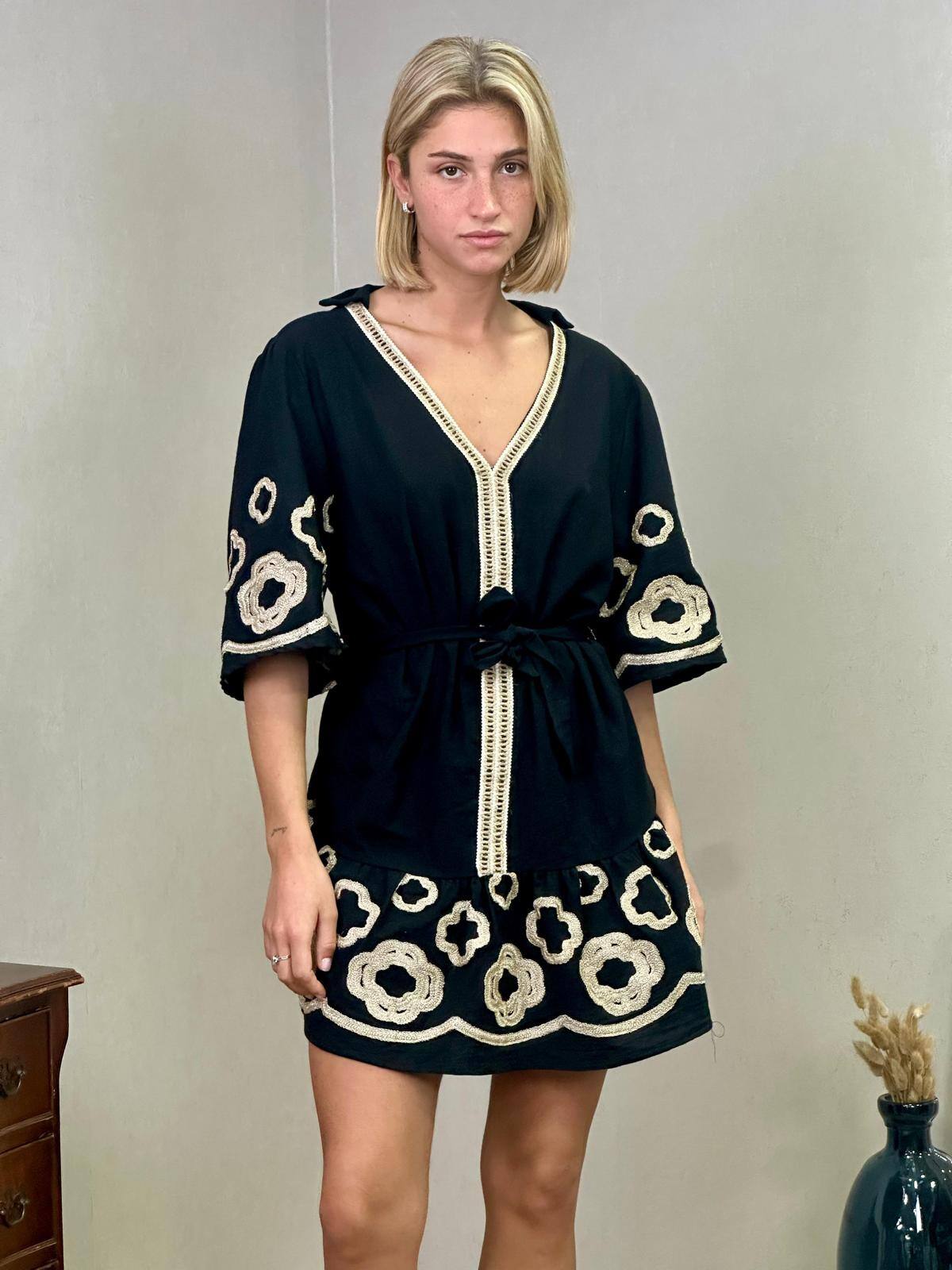 Wholesaler CLASSIC&CO - Long embroidered tunic in bohemian style